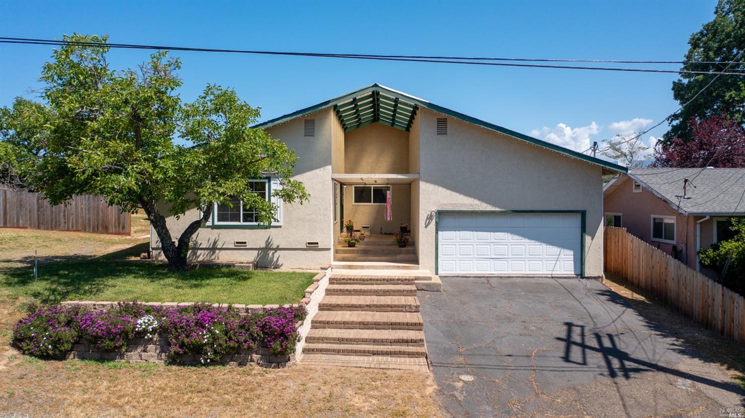 Photo of 242 Avenue A Ave in Lakeport, CA
