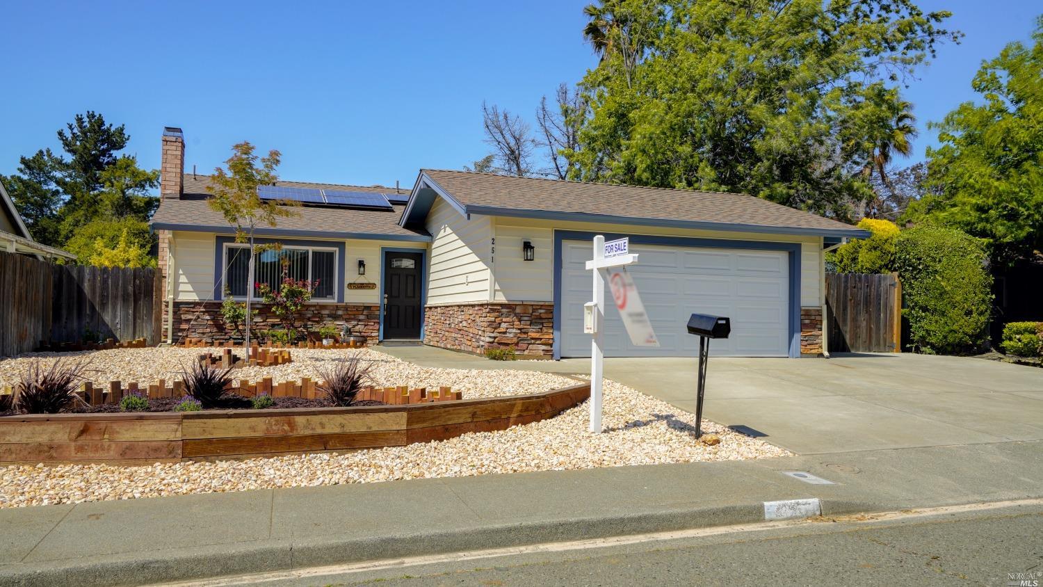 Photo of 251 Carlisle Wy in Benicia, CA