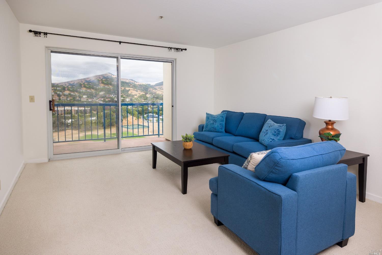 Photo of 100 Thorndale Dr #432 in San Rafael, CA