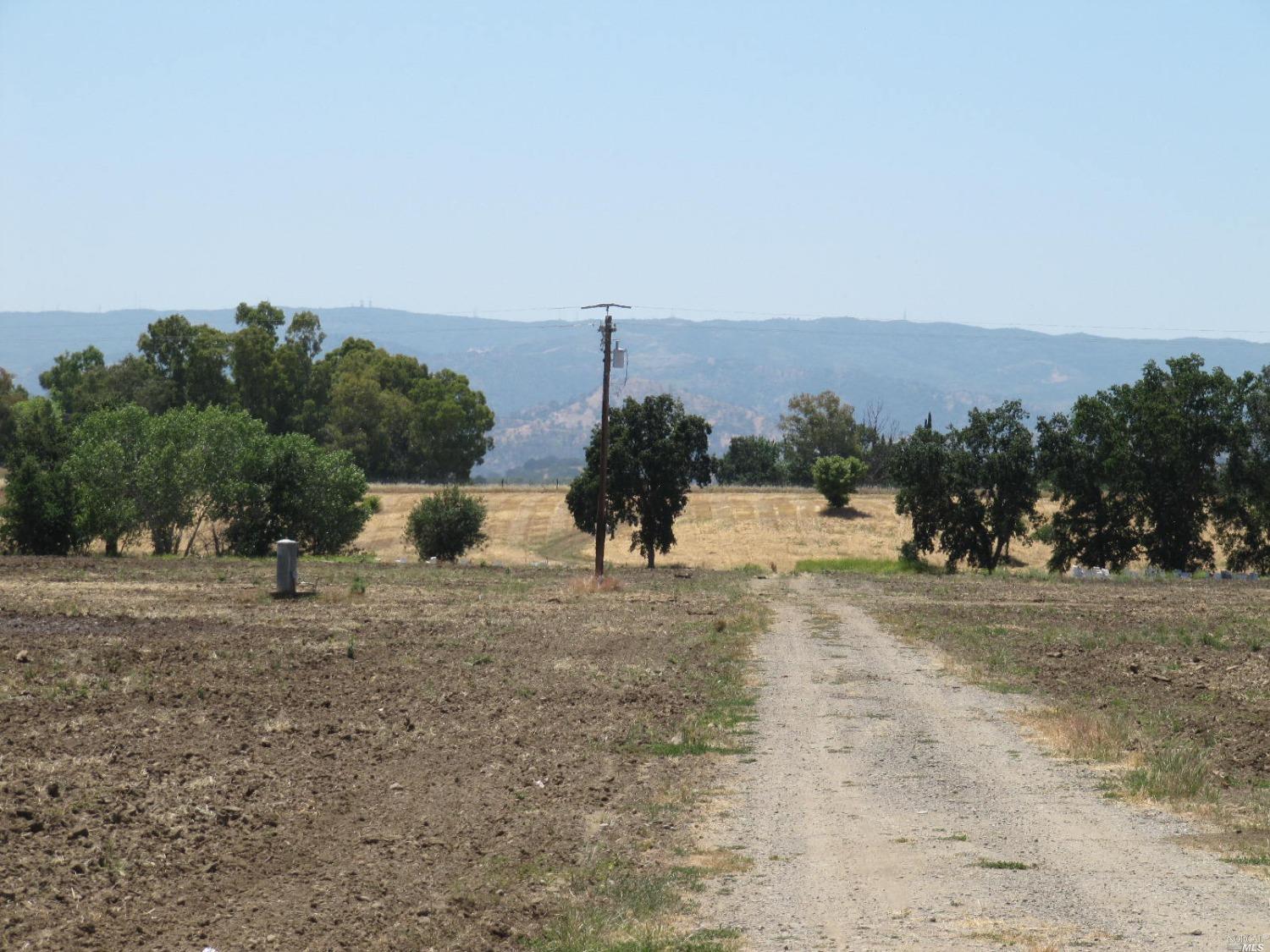 Photo of 8757 Winters Rd in Winters, CA