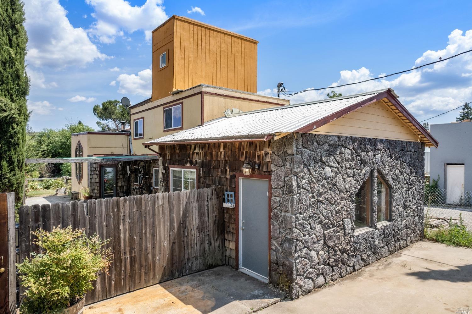 Photo of 12623 E Hwy 20 in Clearlake Oaks, CA