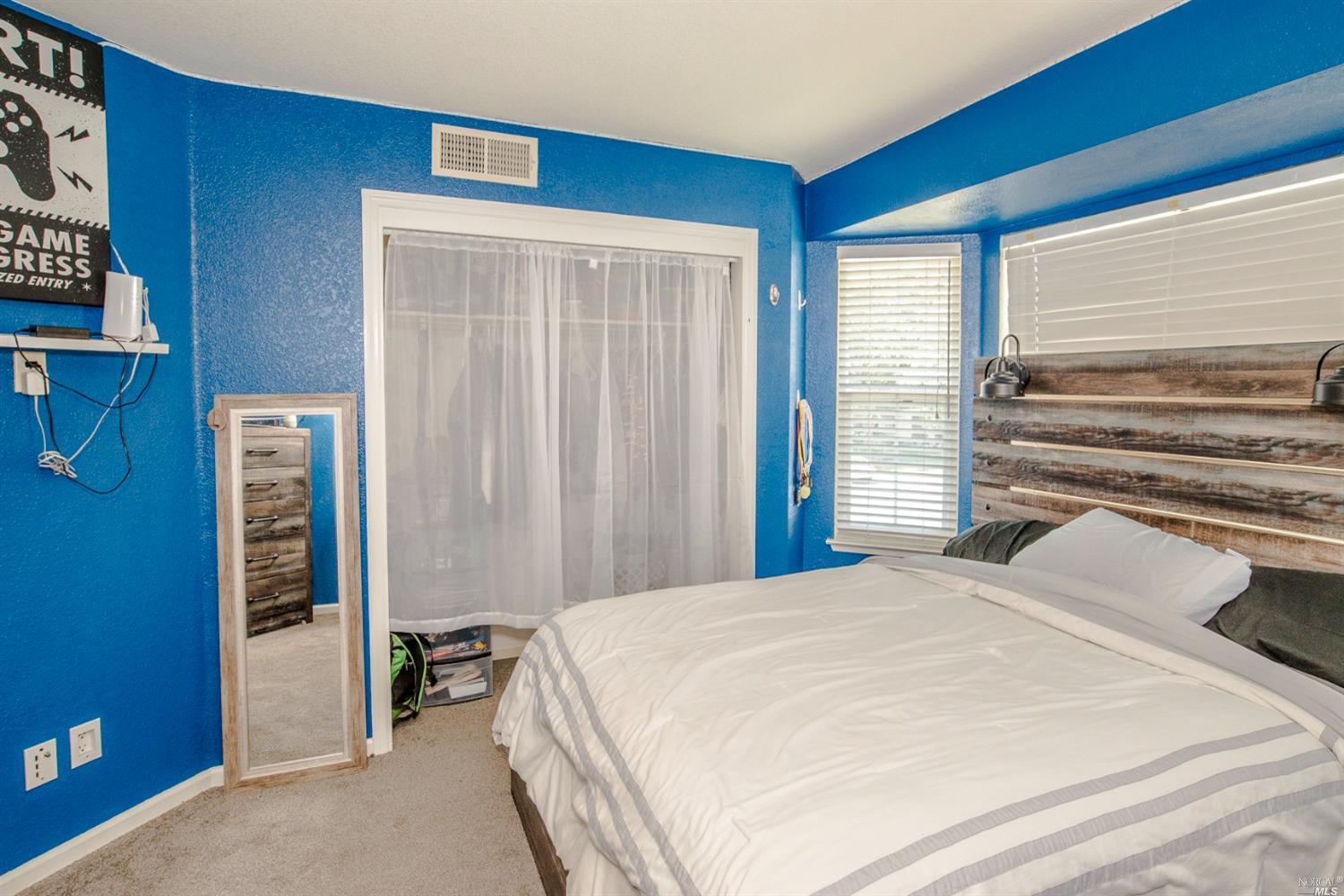 Silver Eagle Way, Vacaville, California image 45