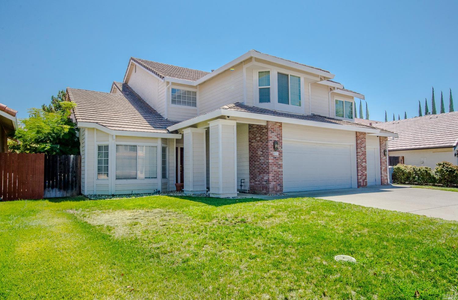 Silver Eagle Way, Vacaville, California image 2