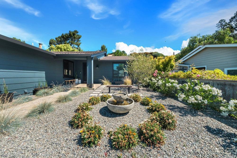 Front Image Thumbnail for BA323048971