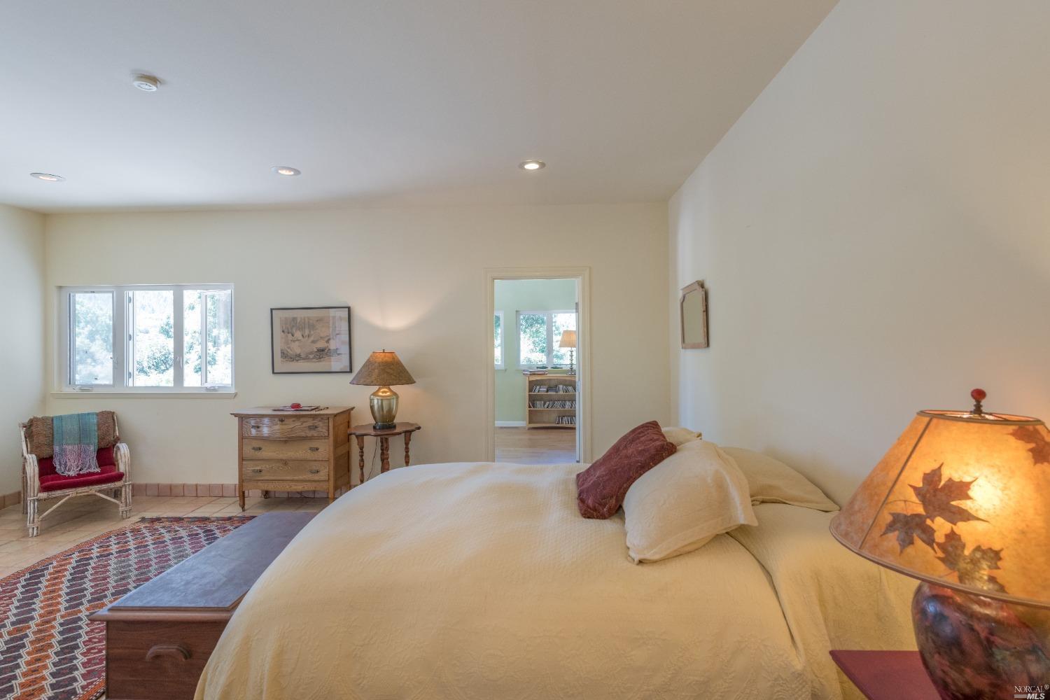 Detail Gallery Image 12 of 57 For 12440 Anderson Valley Way, Boonville,  CA 95415 - 3 Beds | 2/1 Baths