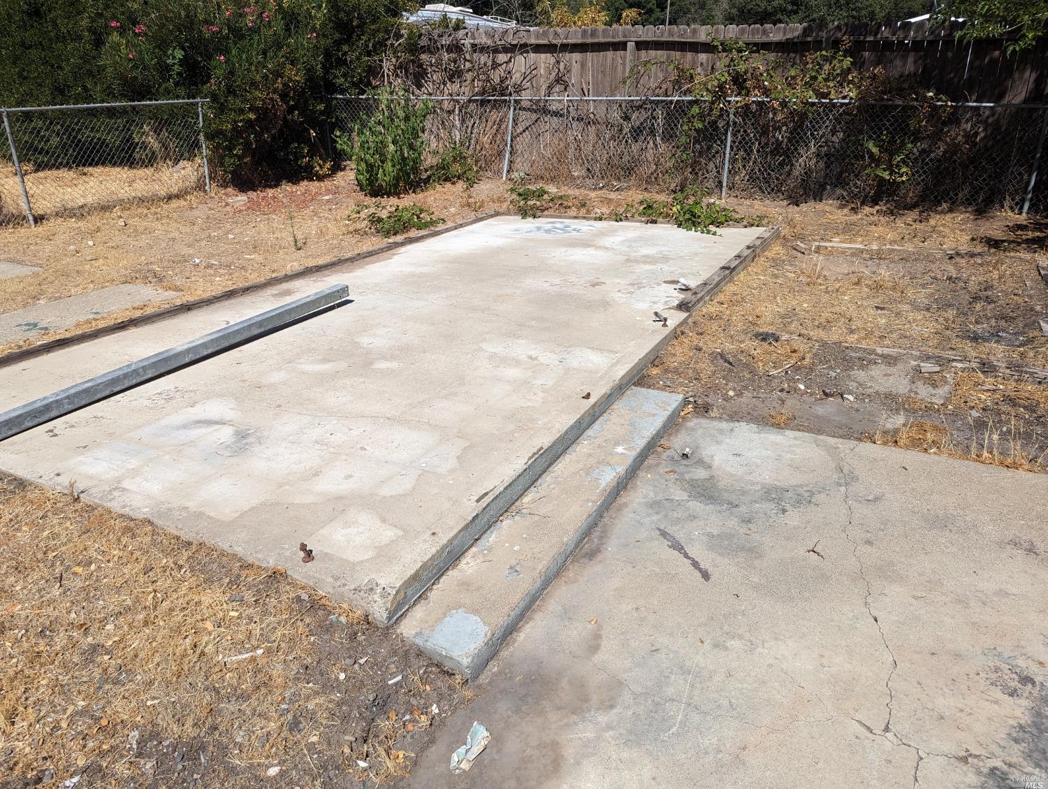 Photo of 2944 5th St in Clearlake, CA