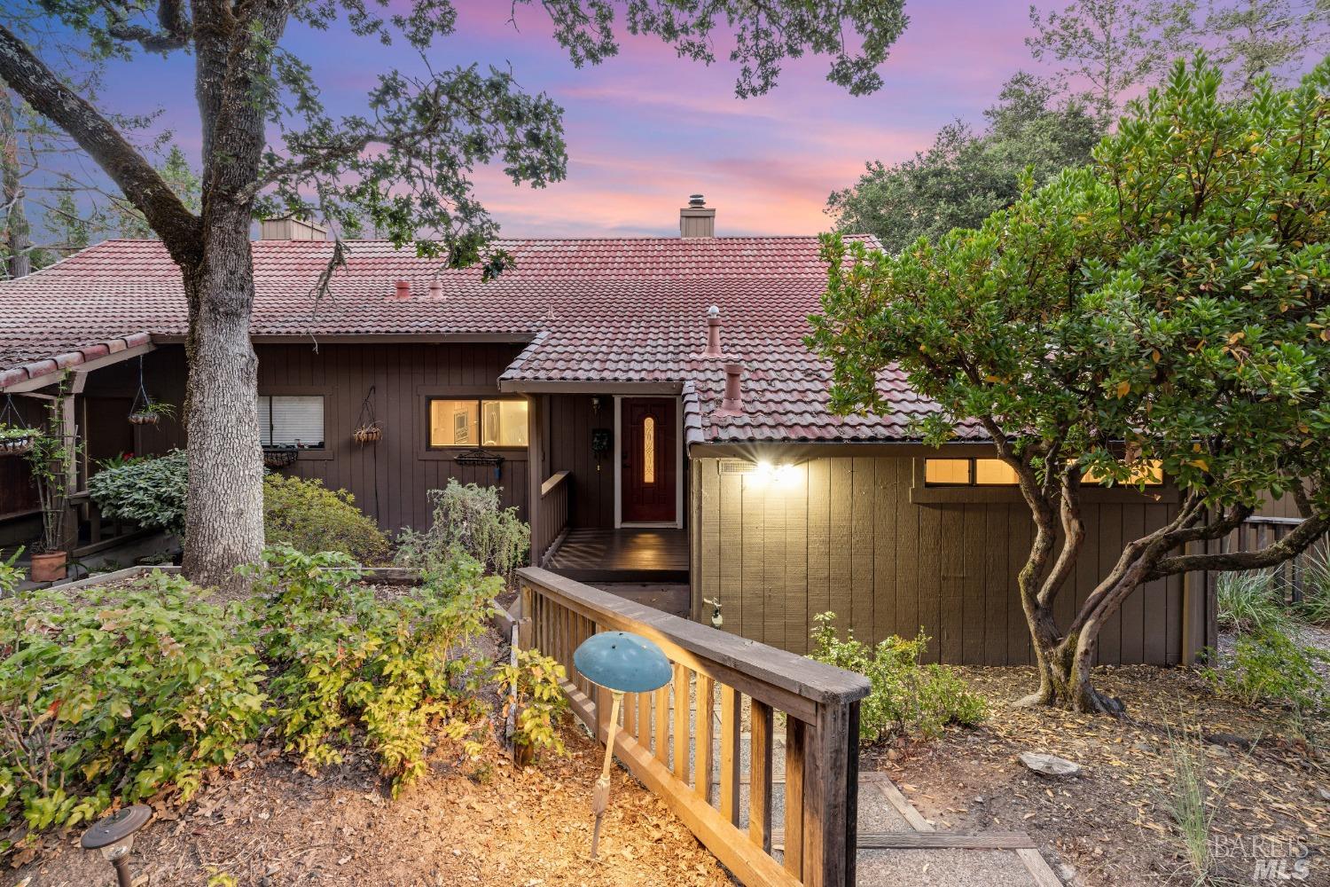 Photo of 22 Oak Forest Dr in Santa Rosa, CA