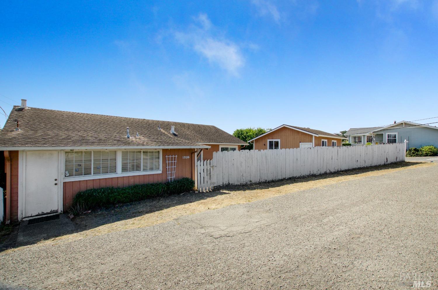 Detail Gallery Image 1 of 31 For 1235 Bay View St, Bodega Bay,  CA 94923 - 2 Beds | 1 Baths