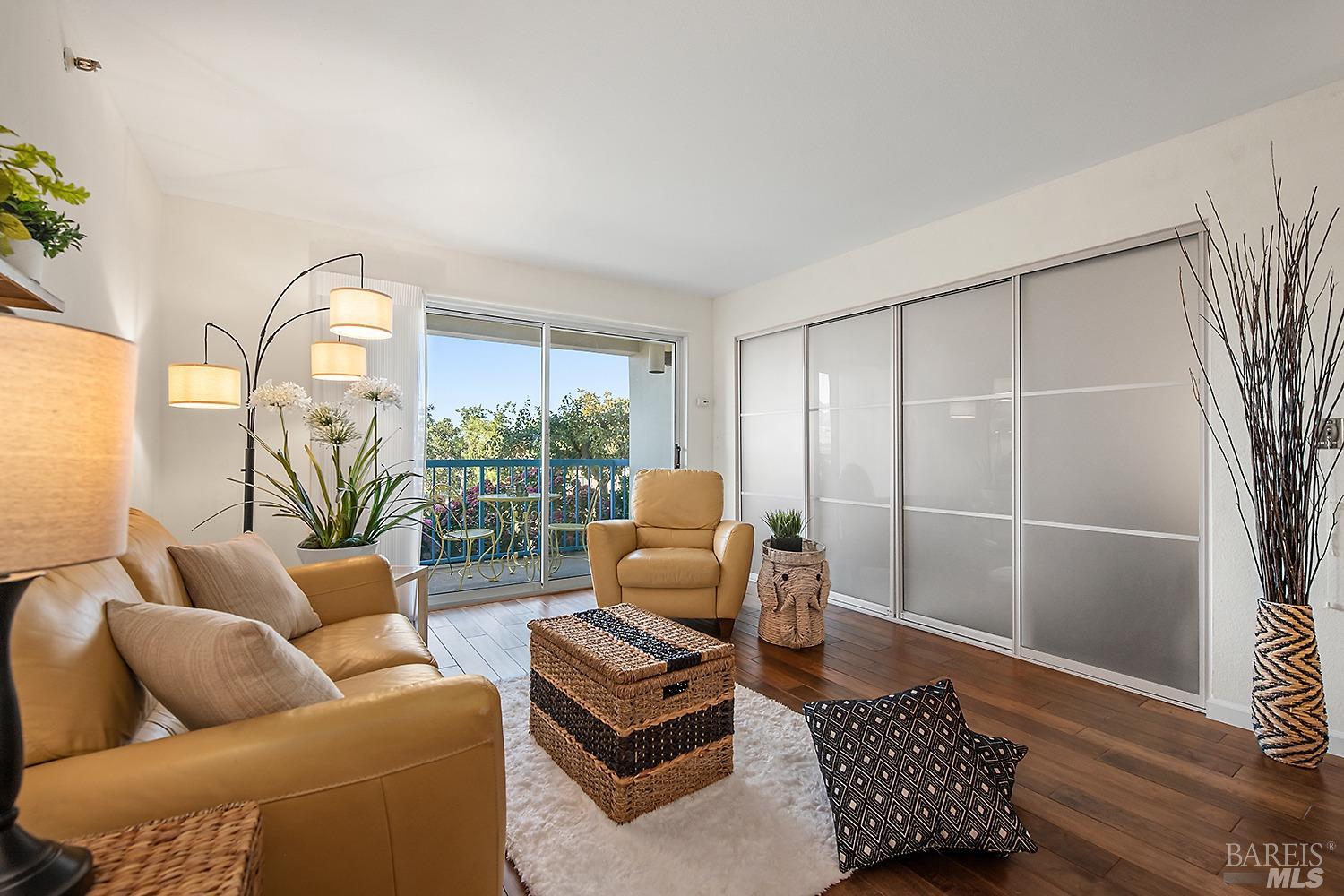 Detail Gallery Image 9 of 31 For 100 Thorndale Dr #146,  San Rafael,  CA 94903 - 1 Beds | 1 Baths