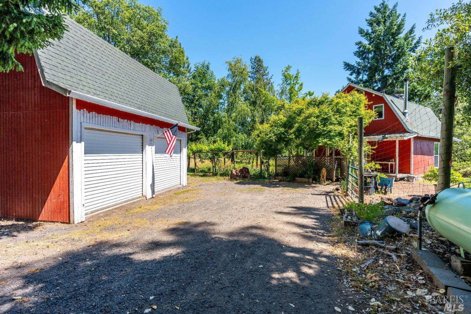 Detail Gallery Image 38 of 62 For Address Is Not Disclosed, Willits,  CA 95490 - 3 Beds | 3/1 Baths