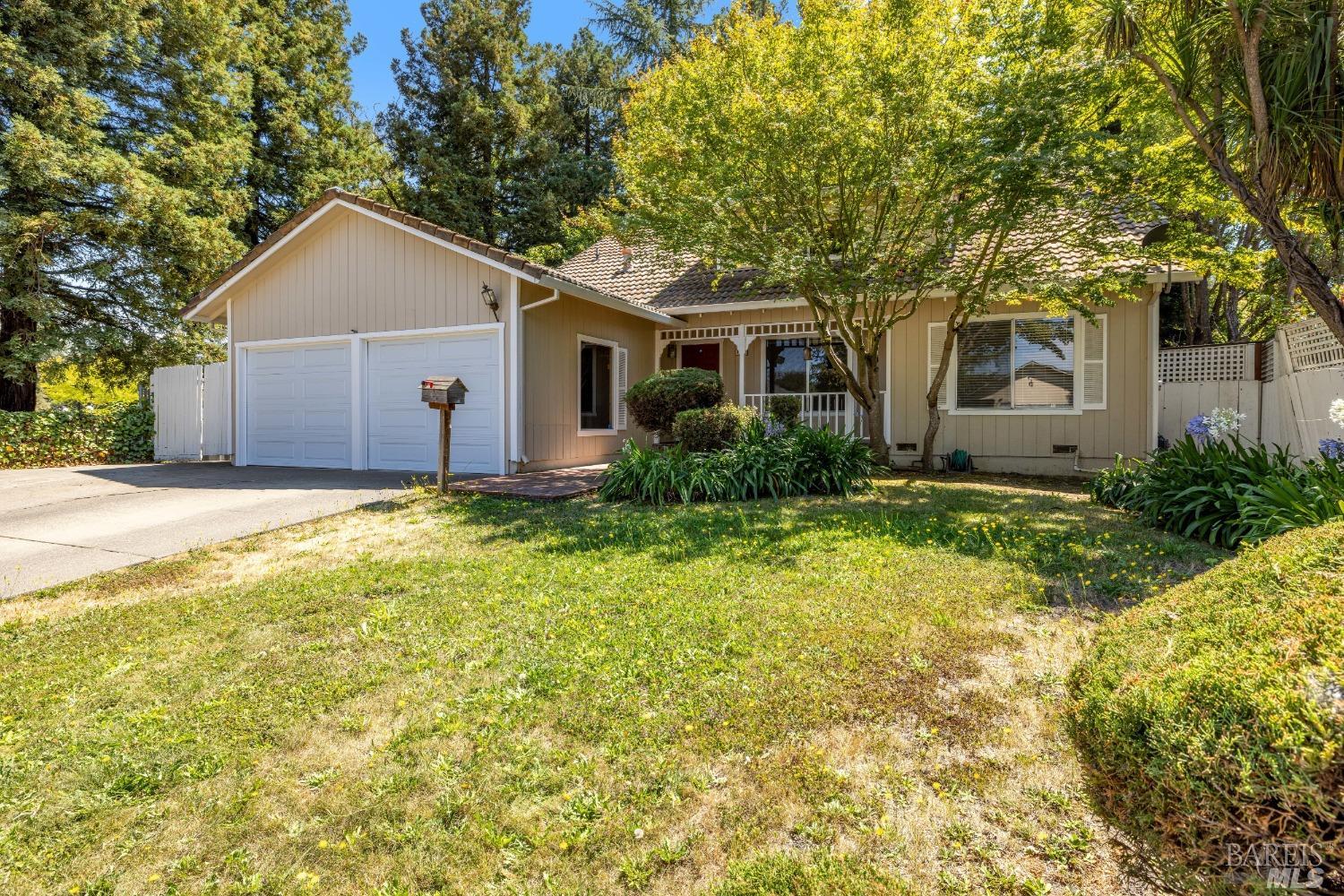 Photo of 1033 San Francisco Wy in Rohnert Park, CA
