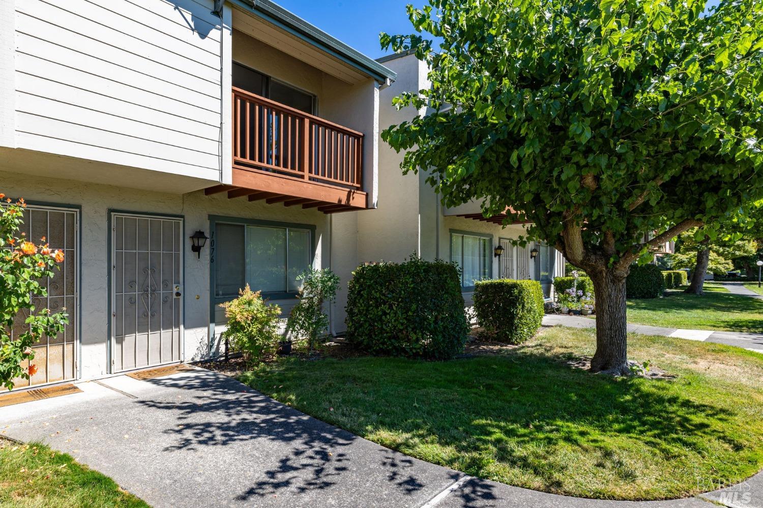 Photo of 1076 Eleanor Ave in Rohnert Park, CA