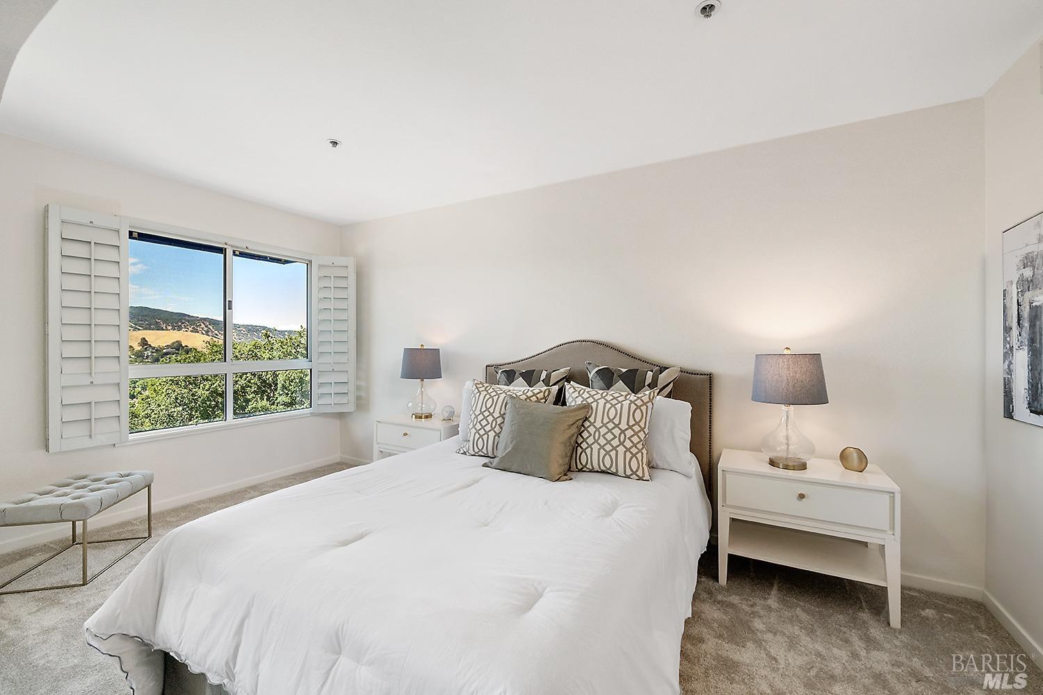 Detail Gallery Image 12 of 28 For 100 Thorndale Dr #338,  San Rafael,  CA 94903 - 1 Beds | 1 Baths