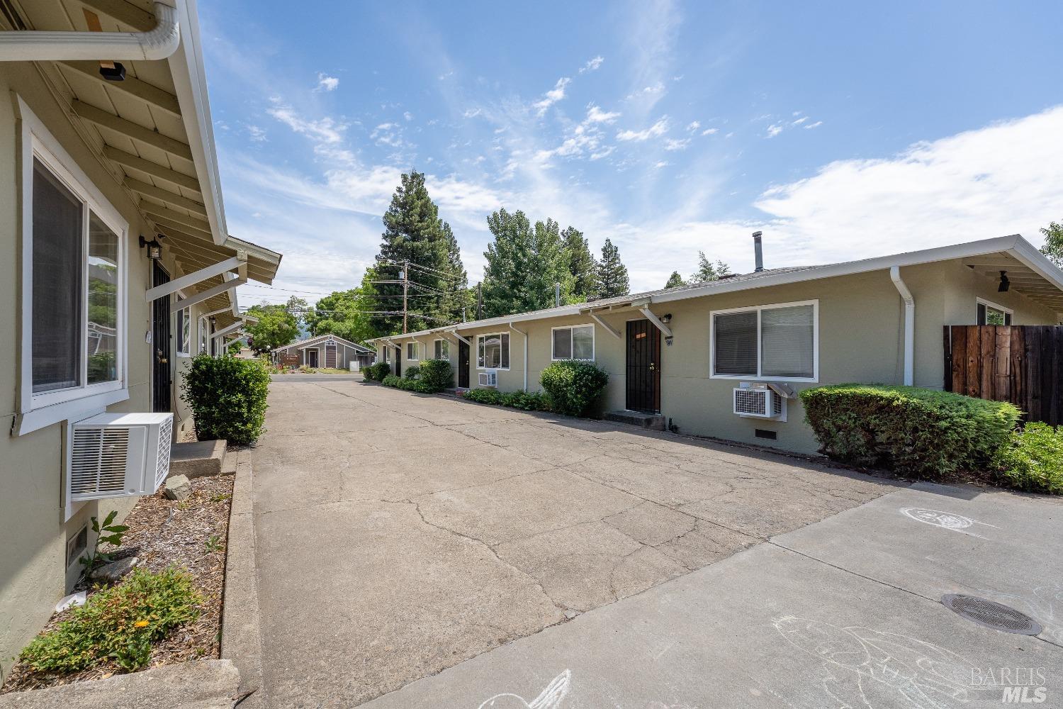 Photo of 754 Waugh Ln in Ukiah, CA
