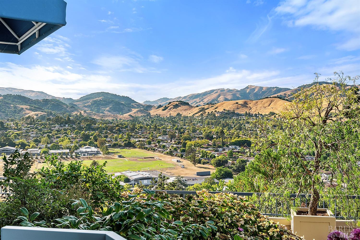 Detail Gallery Image 12 of 31 For 100 Thorndale Dr #146,  San Rafael,  CA 94903 - 1 Beds | 1 Baths