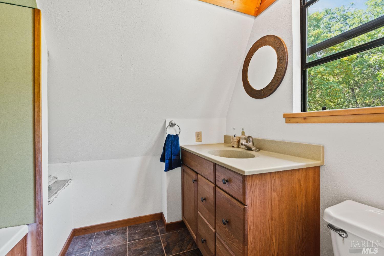 Detail Gallery Image 52 of 62 For Address Is Not Disclosed, Willits,  CA 95490 - 3 Beds | 3/1 Baths