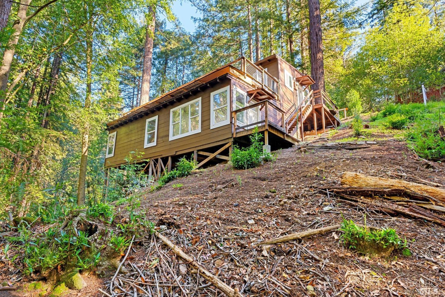 14790 Canyon 4 Rd, Rio Nido, CA 95446 3 Beds 2 Baths (Active