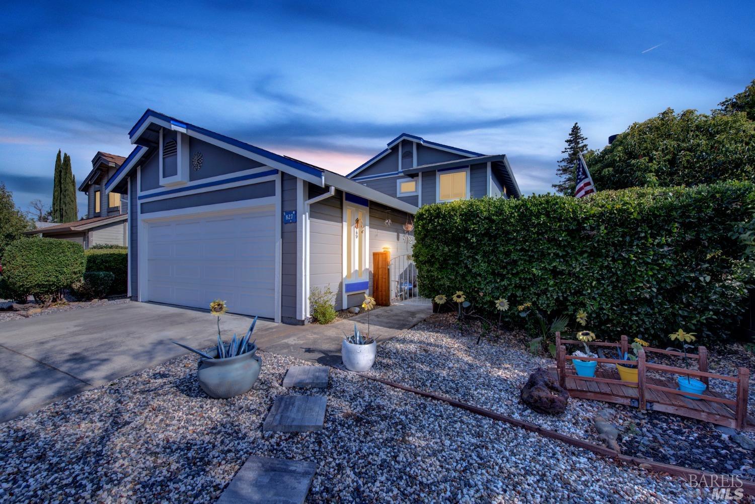 Photo of 827 Morissette Wy in Vacaville, CA
