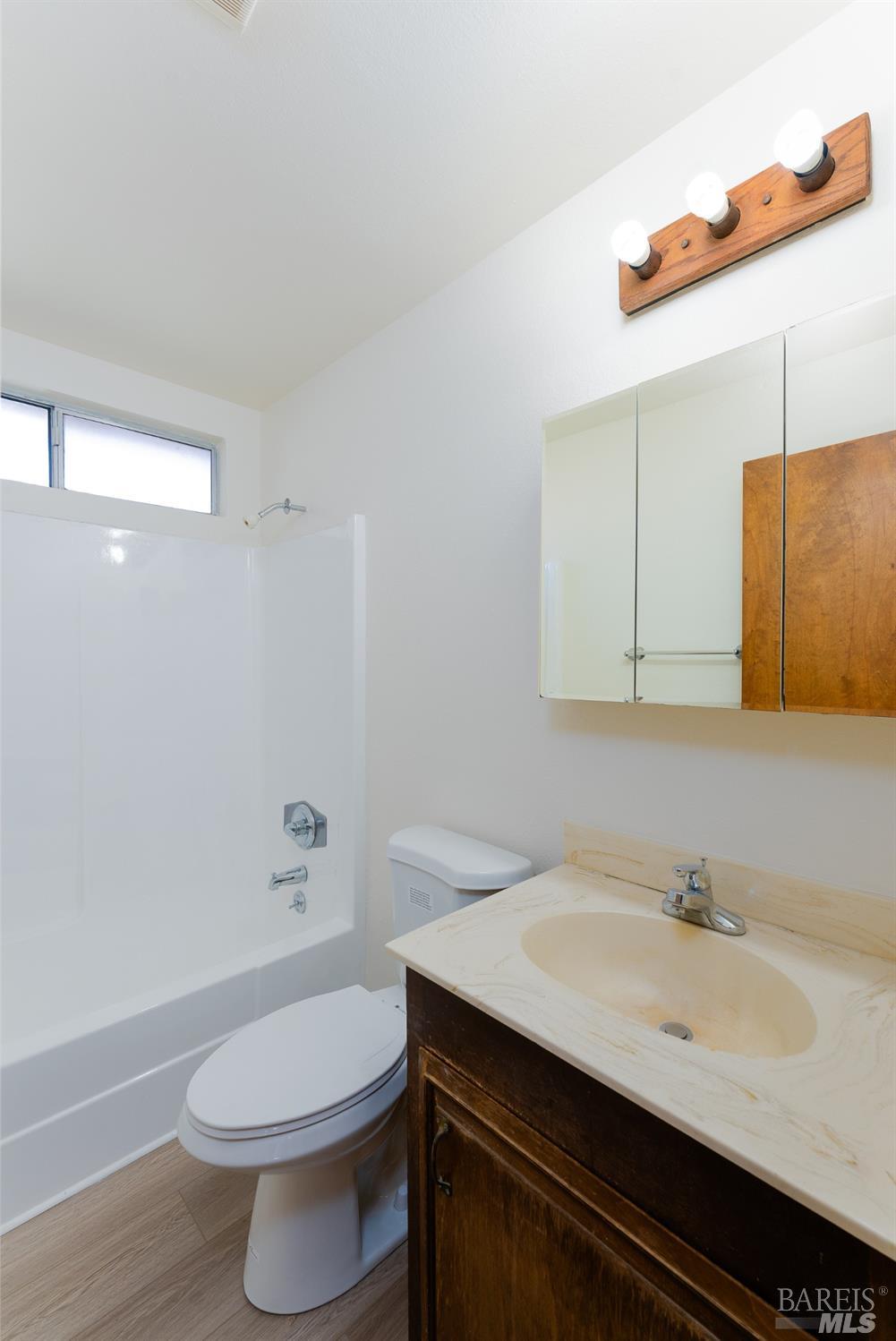 Detail Gallery Image 19 of 39 For 5154 D Albert Dr, Upper Lake,  CA 95485 - 2 Beds | 1/1 Baths