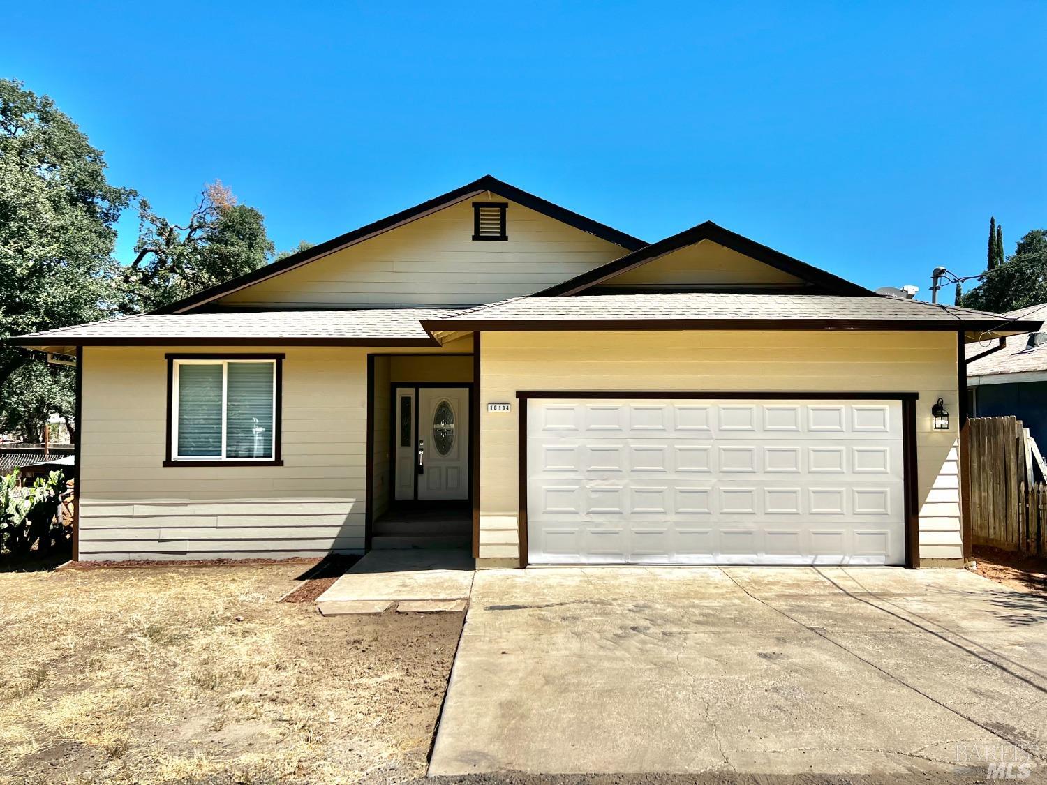 Photo of 16194 33rd Ave in Clearlake, CA