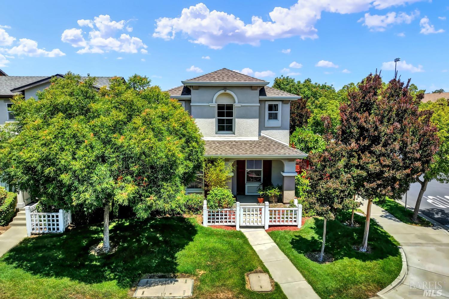 Photo of 2797 Whitney Dr in Fairfield, CA