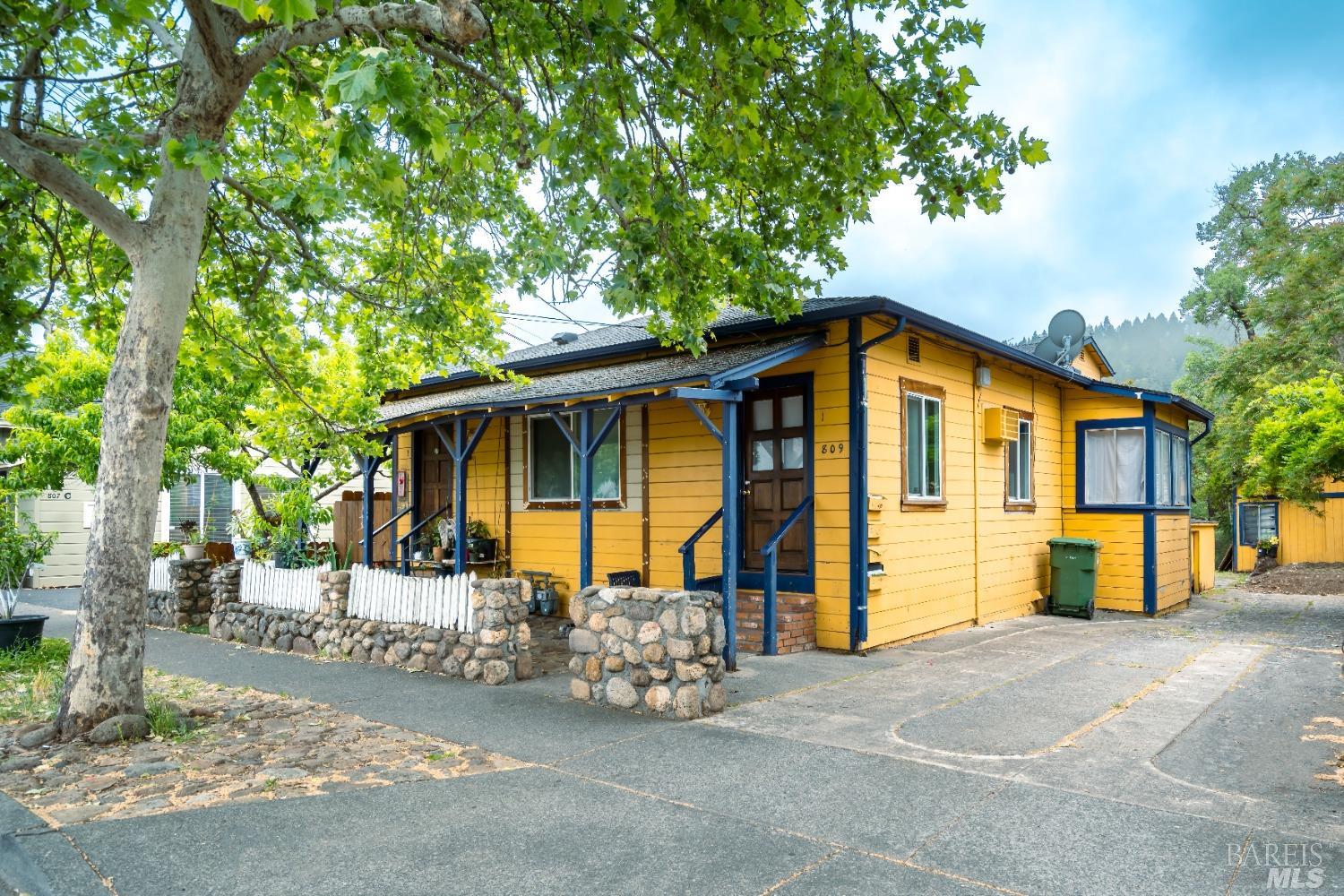 Photo of 809 Washington St in Calistoga, CA