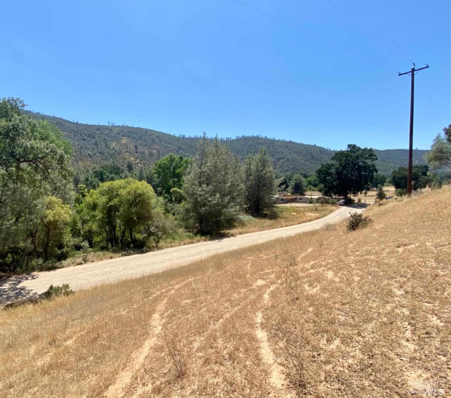 Photo of 2286 New Long Valley Rd in Clearlake Oaks, CA