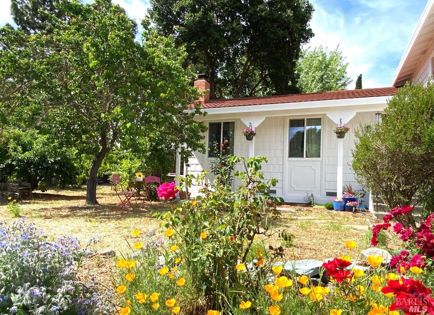 Photo of 2467 Westvale Ct in Santa Rosa, CA