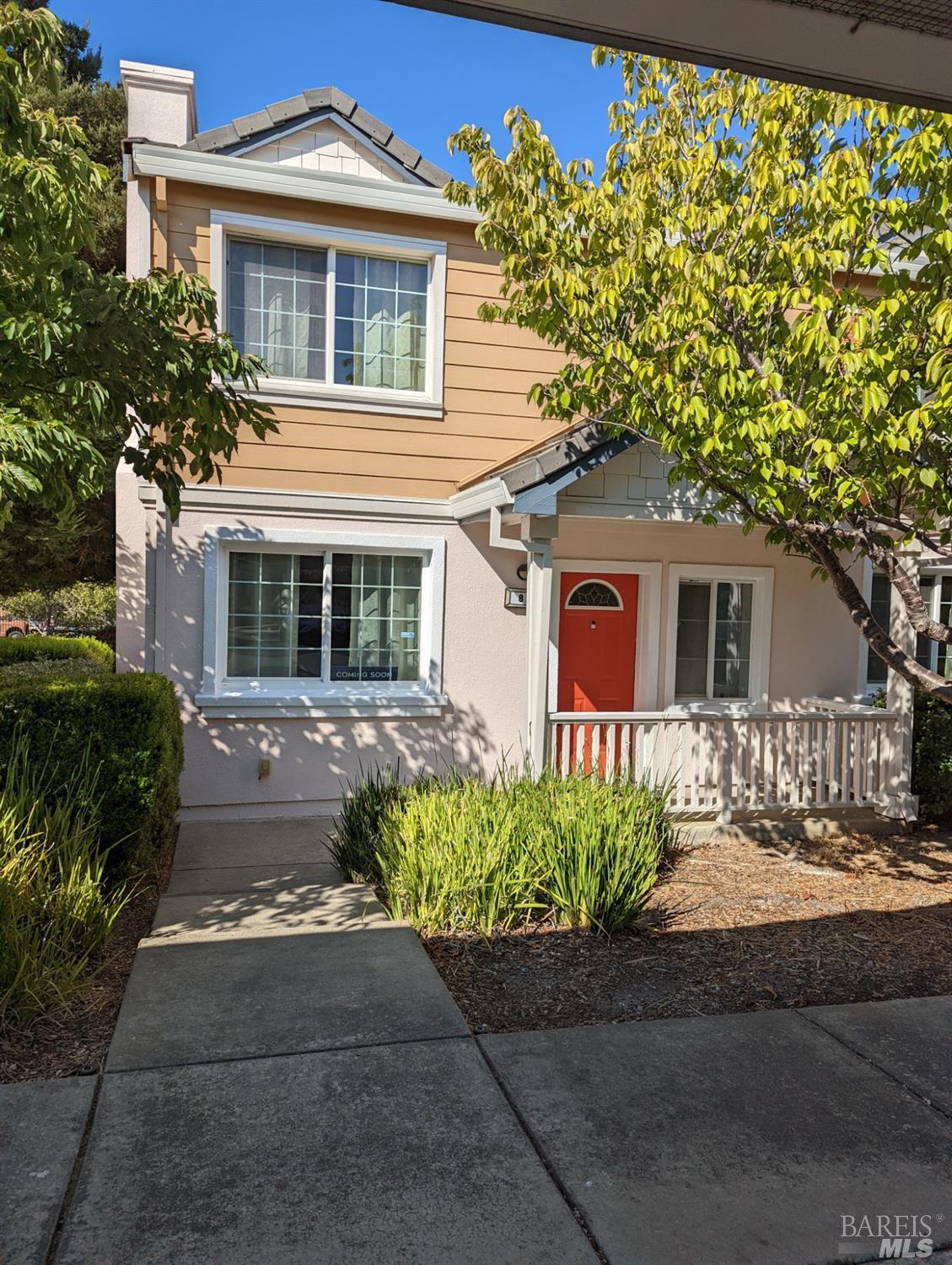 Photo of 815 Daniels Ave in Vallejo, CA