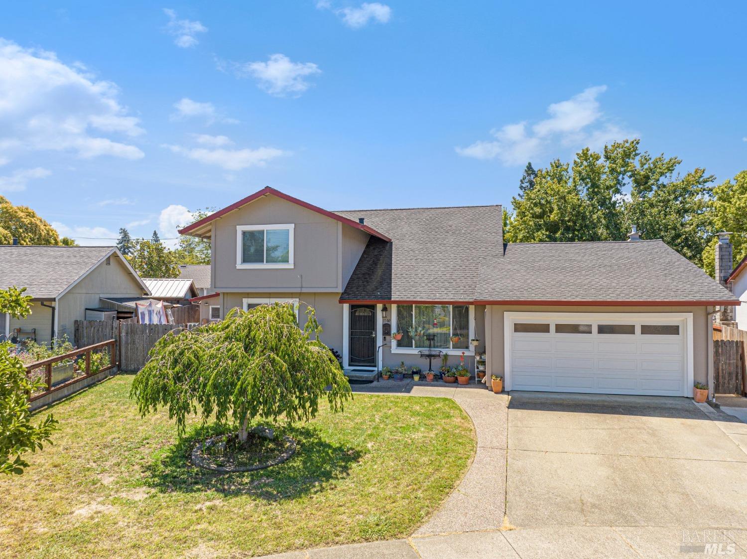 Photo of 1580 Cavendish Ave in Santa Rosa, CA