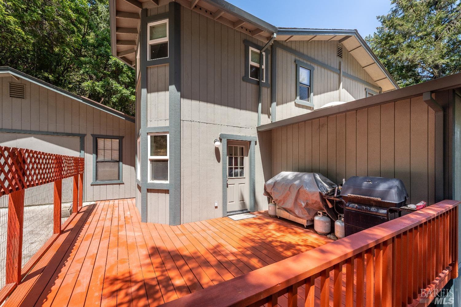 Detail Gallery Image 1 of 35 For 24024 Azalea St, Willits,  CA 95490 - 4 Beds | 3 Baths