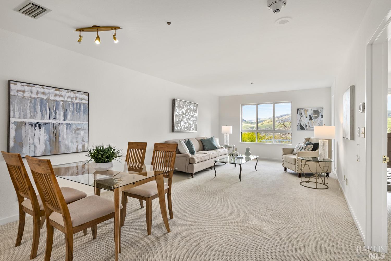 Photo of 100 Thorndale Dr #246 in San Rafael, CA