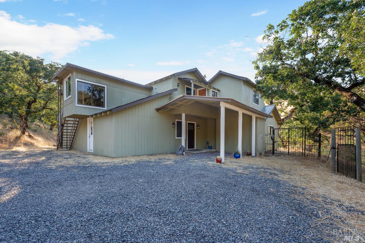 Photo of 8300 Boonville Rd in Ukiah, CA