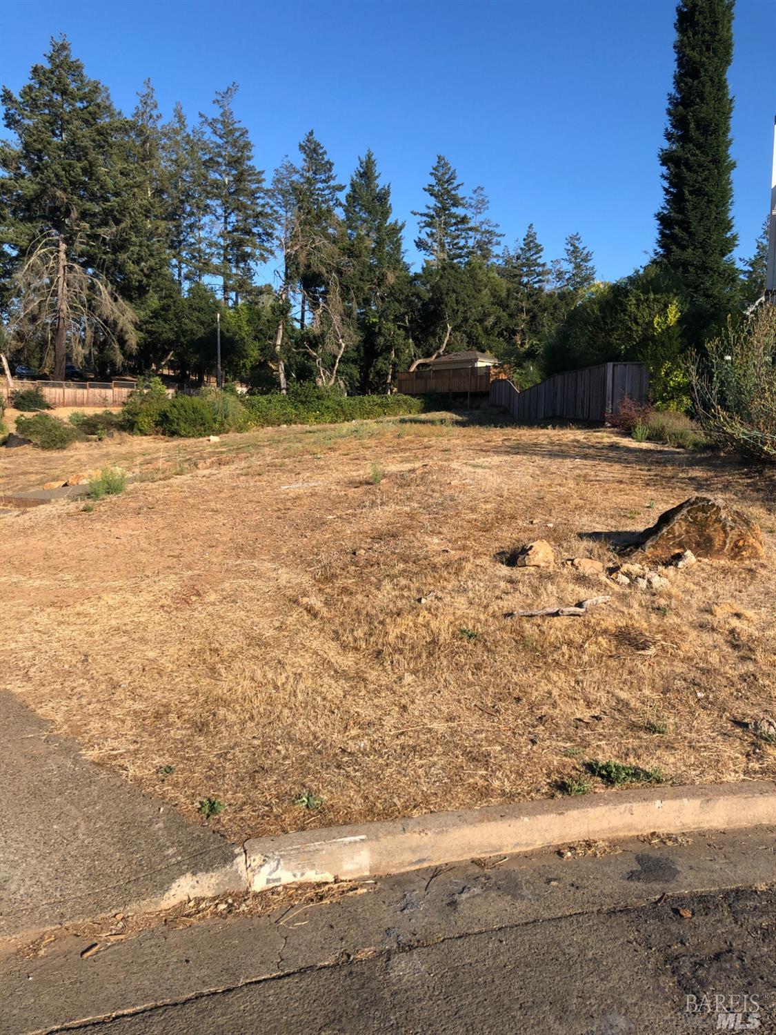 Photo of 2022 Stony Oak Ct in Santa Rosa, CA