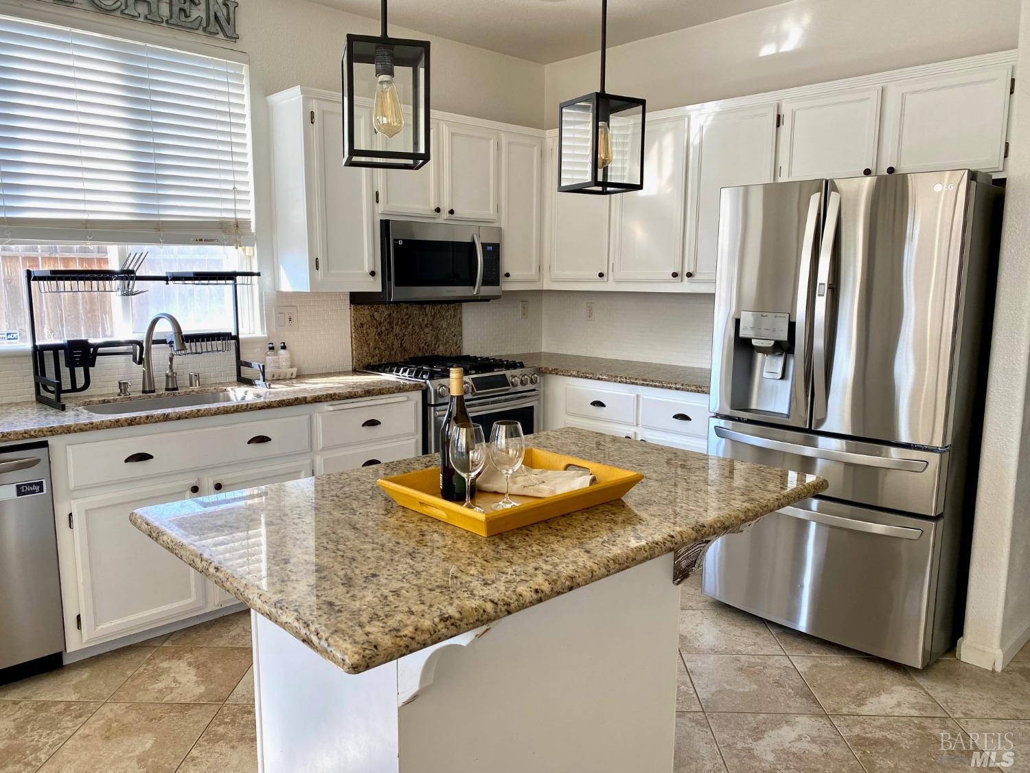Photo of 741 Allender Wy in Rio Vista, CA