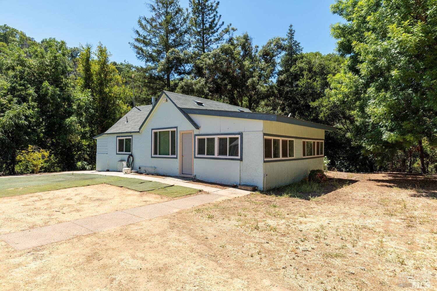Photo of 2128 Wooden Valley Rd in Napa, CA