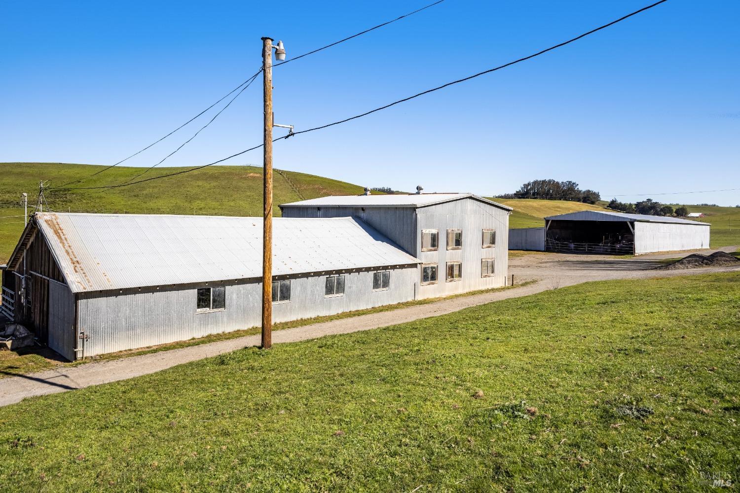 Detail Gallery Image 23 of 64 For 28200 State Route 1 Unkn, Tomales,  CA 94971 - 2 Beds | 2 Baths