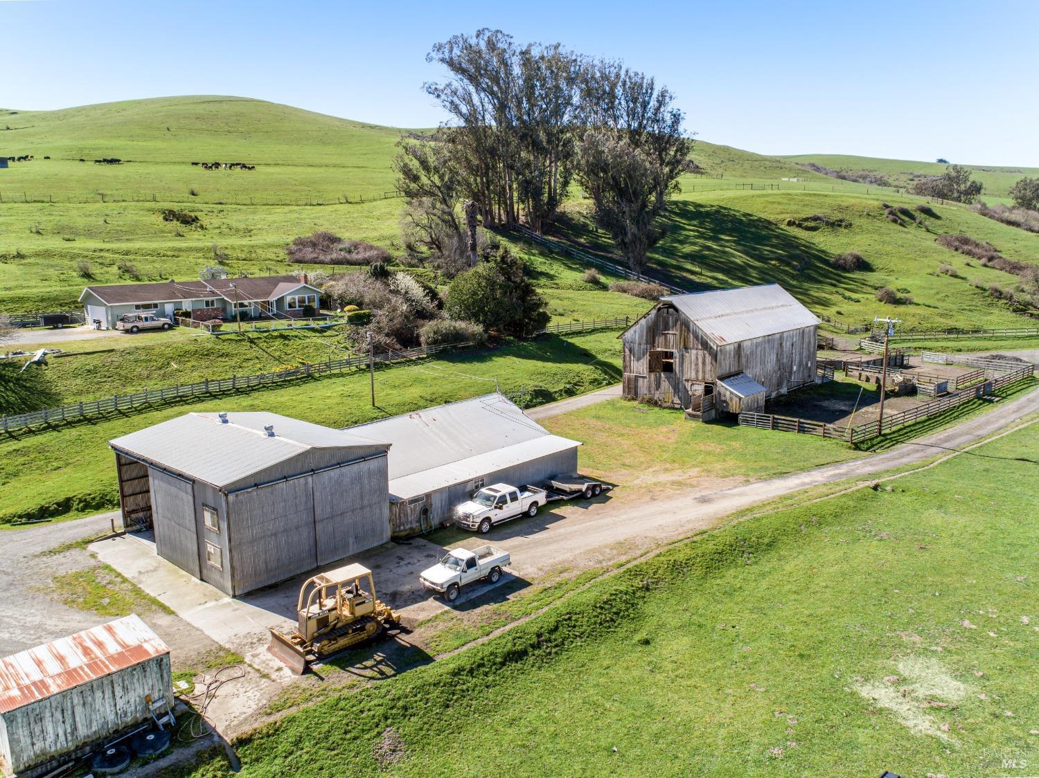 Detail Gallery Image 25 of 64 For 28200 State Route 1 Unkn, Tomales,  CA 94971 - 2 Beds | 2 Baths