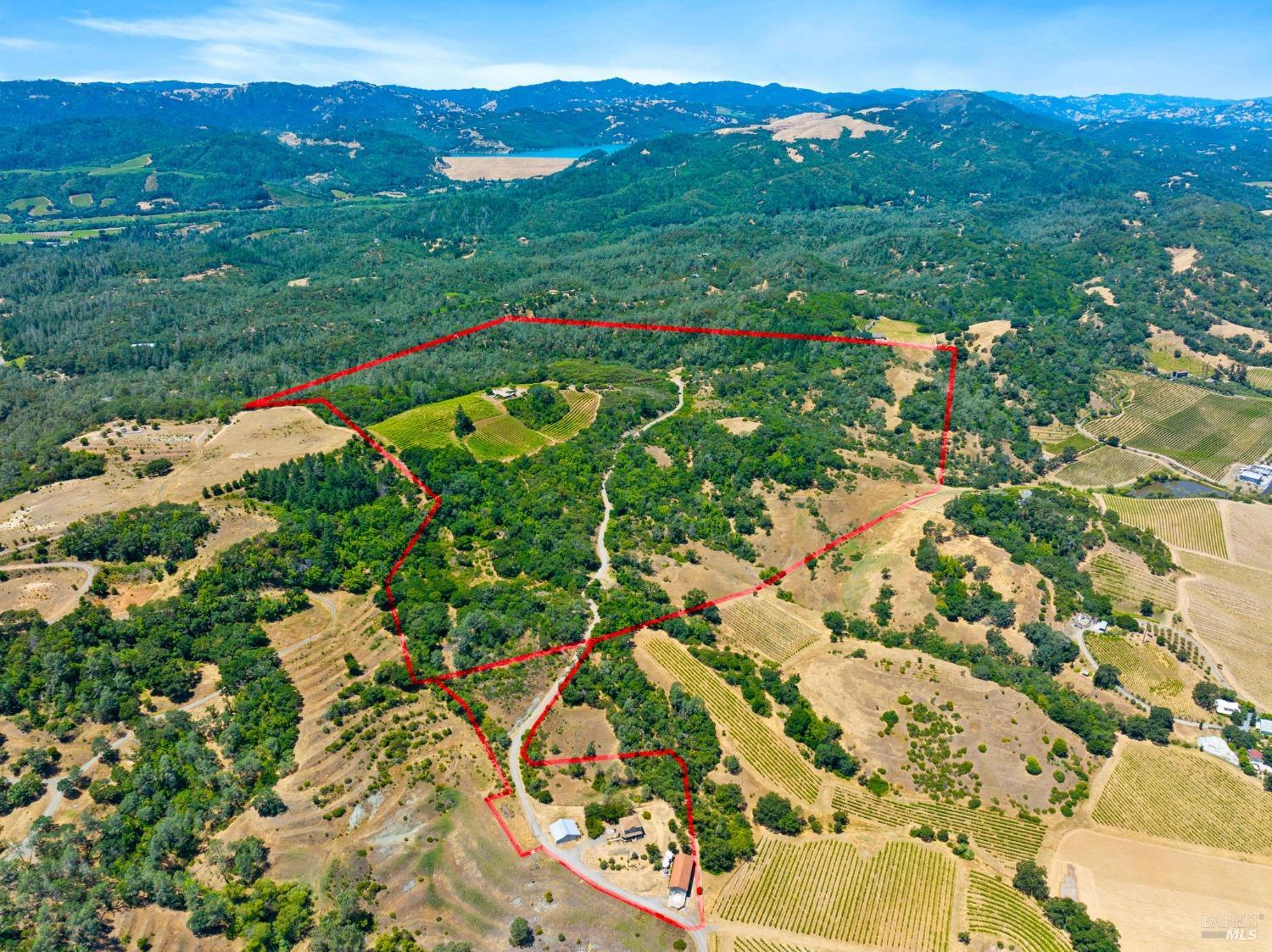 Photo of 24401 Rich Ranch Rd in Cloverdale, CA