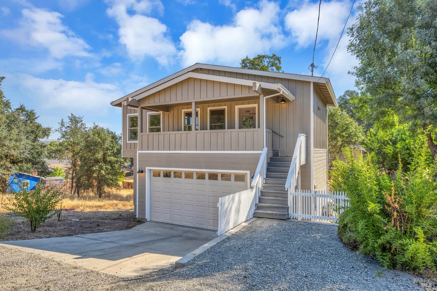 Photo of 3326 Harrison St in Clearlake, CA