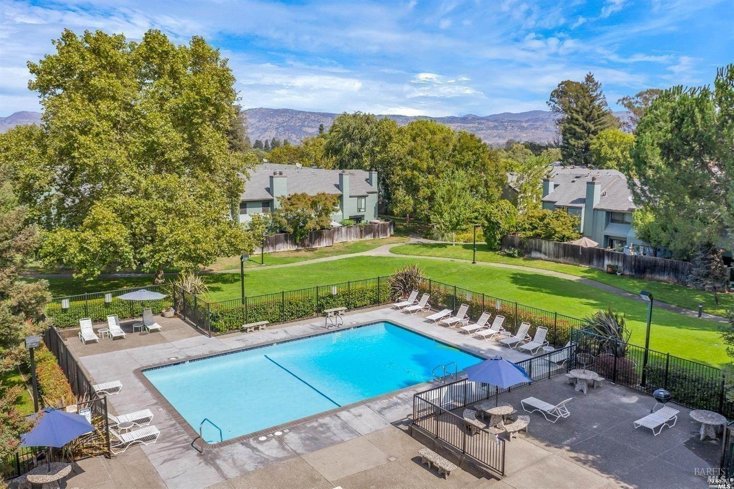Photo of 3483 Valle Verde Dr in Napa, CA