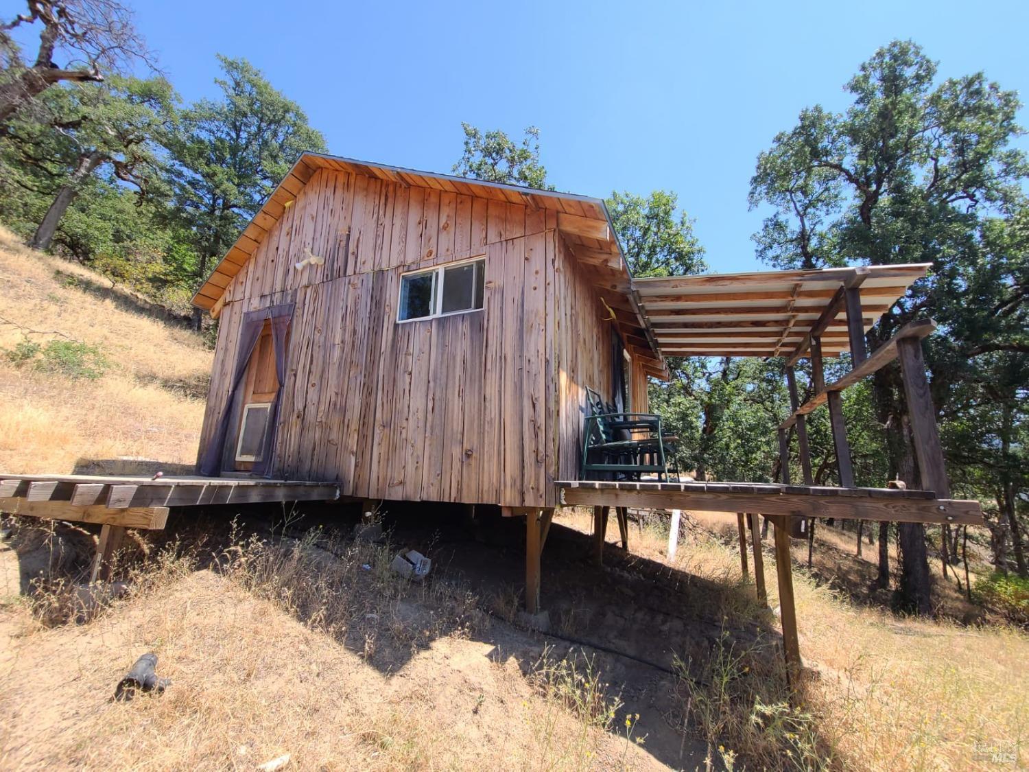 Detail Gallery Image 11 of 55 For 35810 Mendocino Pass Rd, Covelo,  CA 95428 - 2 Beds | 1 Baths