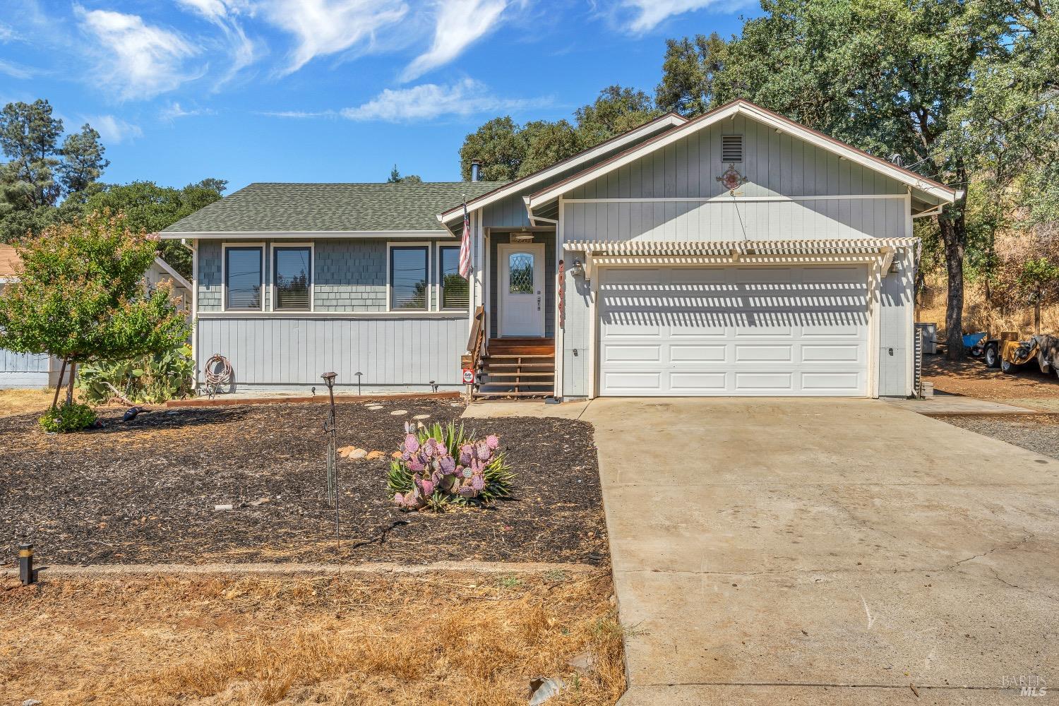 Photo of 20441 Powder Horn Rd in Hidden Valley Lake, CA