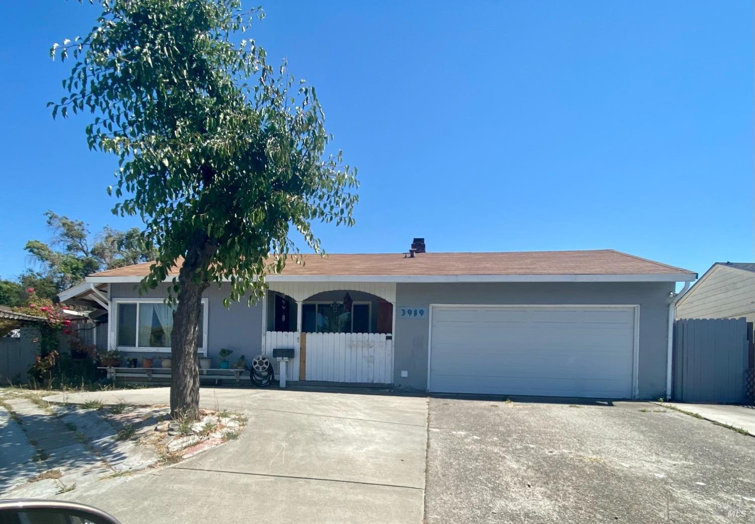 Photo of 3919 Georgia St in Vallejo, CA