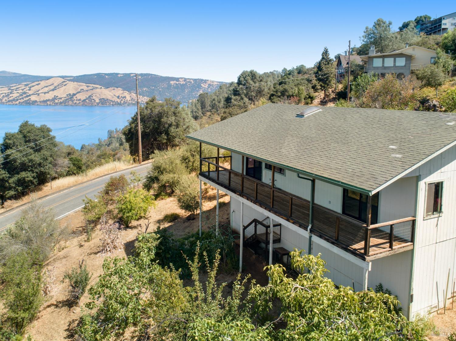 Photo of 3260 Westridge Dr in Kelseyville, CA