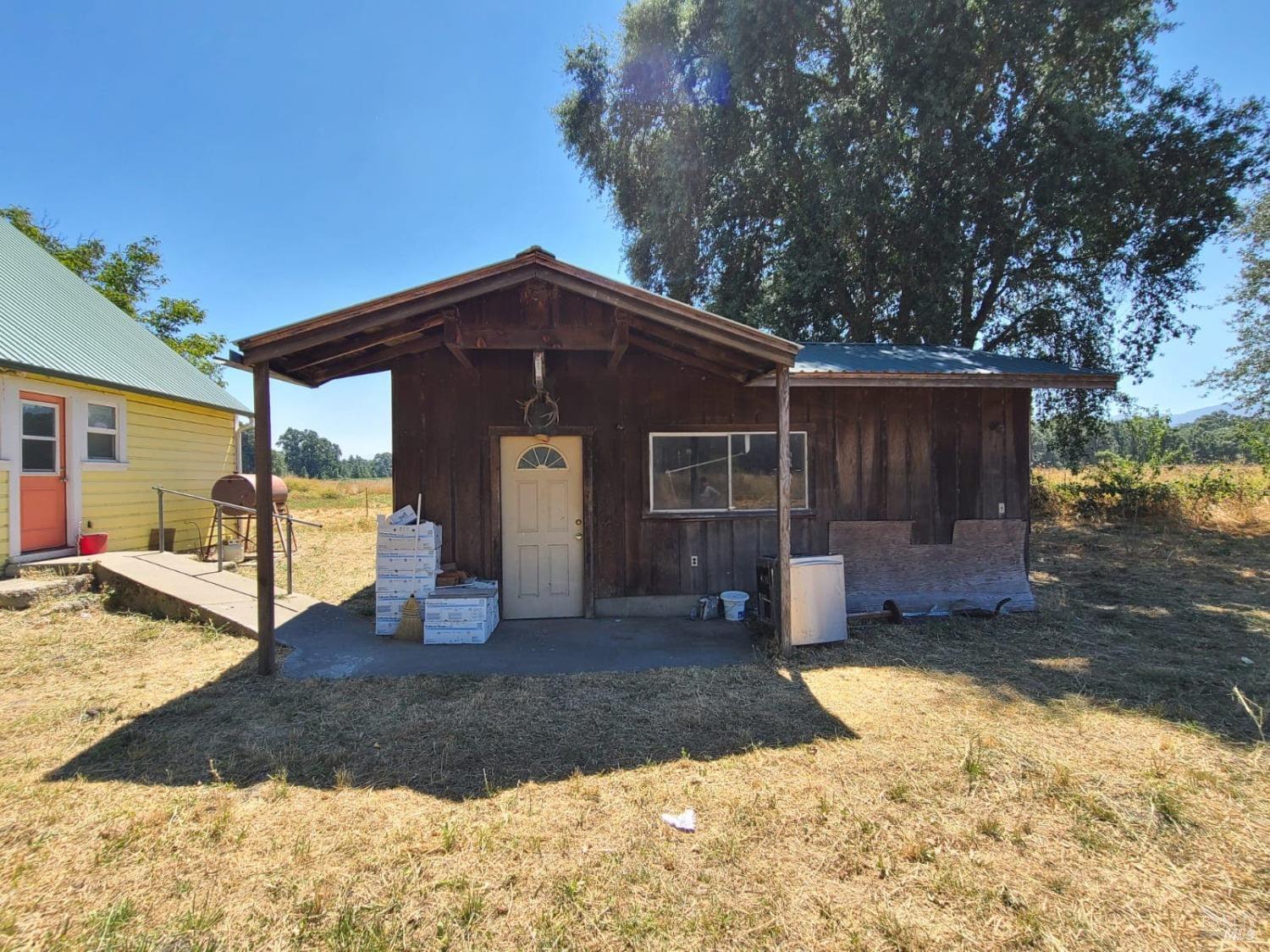 Detail Gallery Image 25 of 58 For 24700 Mendocino Pass Rd, Covelo,  CA 95428 - 3 Beds | 2 Baths