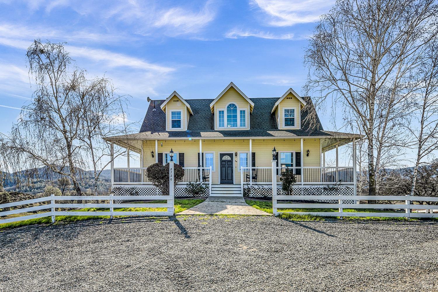 Photo of 8720 Wight Wy in Kelseyville, CA