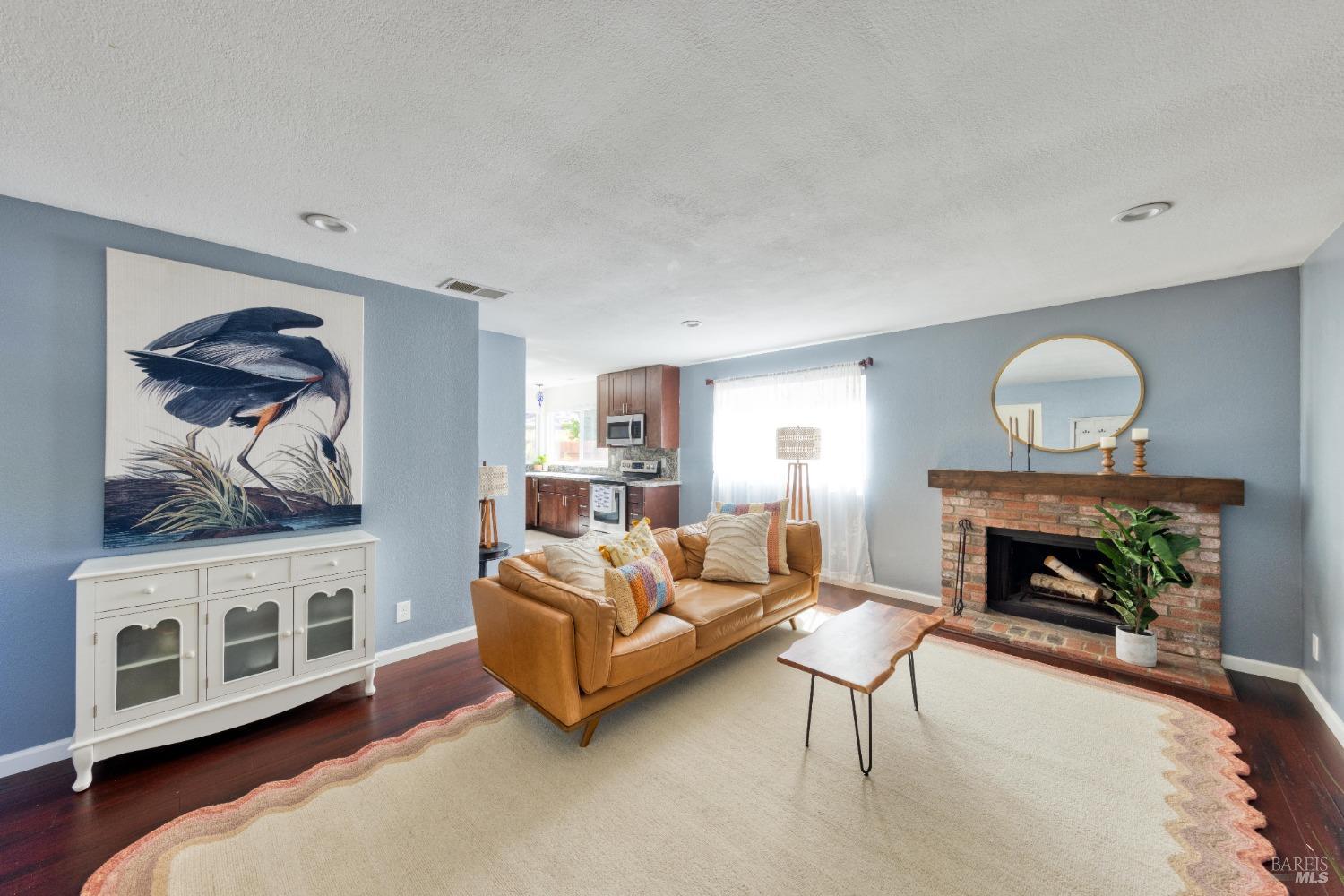 Photo of 2355 Maria Luz Ct in Santa Rosa, CA