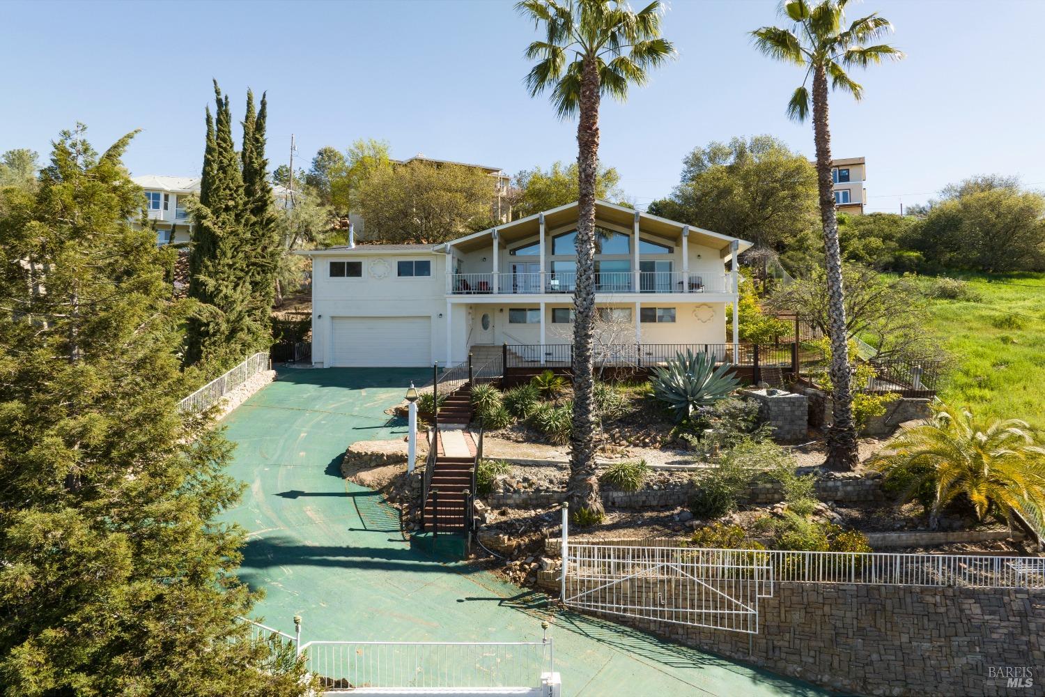 Photo of 17431 Greenridge Rd in Hidden Valley Lake, CA