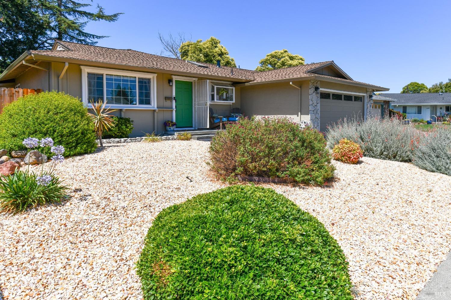 Photo of 3577 Cascade St in Napa, CA